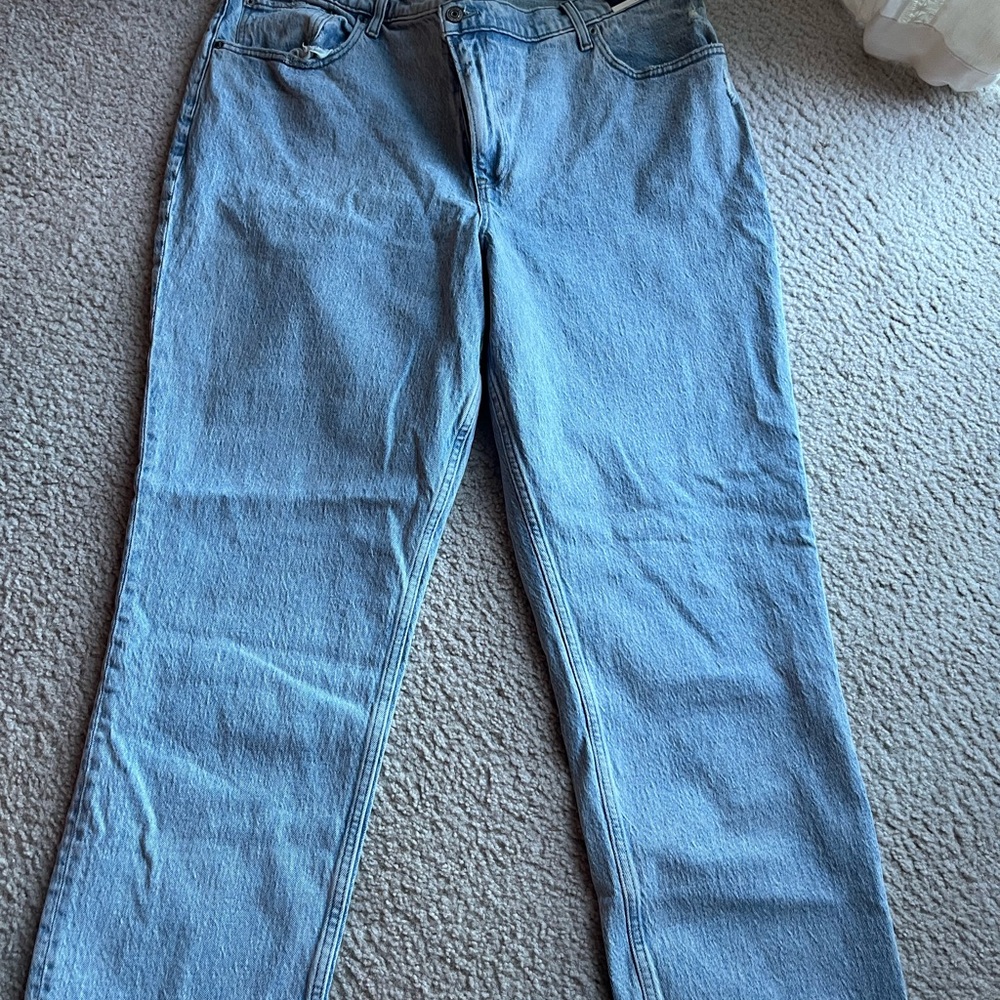 Abercrombie & Fitch Light Curve Love 90’s Crossover Waist High Rise Jeans